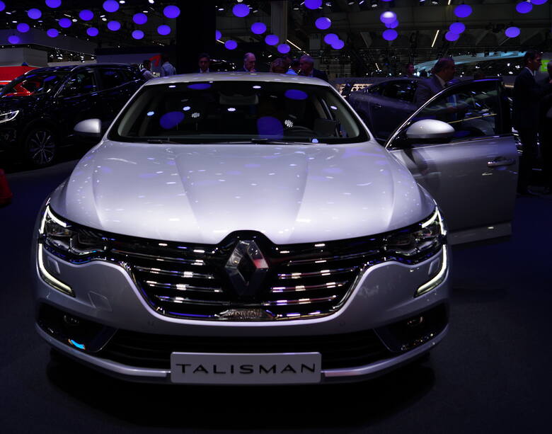Renault TalismanRenault Talisman w wersji sedan ma trafić na rynek pod koniec bieżącego roku. Na kombi trzeba będzie poczekać do połowy przyszłego roku.Fot.