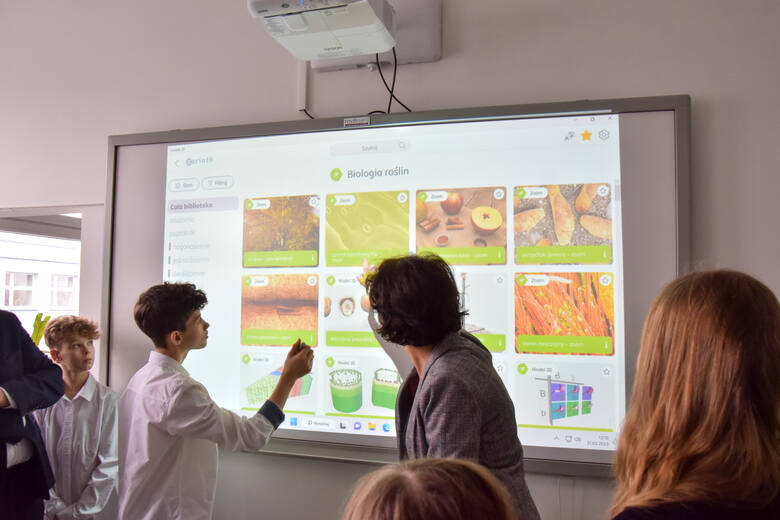 Dzięki udziałowi w I edycji programu Zielone Laboratoria Taurona zmodernizowano salę lekcyjną m.in. w Szkole Podstawowej nr 14 w Gliwicach. 21 marca
