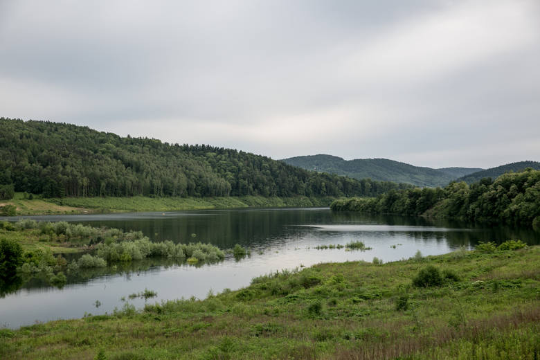 Spór o nazwę nowego jeziora to nie tyko walka o prestiż, ale także o promocję miejscowości