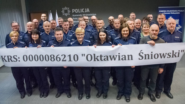 W Komendzie Wojewódzkiej Policji w Gorzowie podało hasło: wszystkie ręce na pokład i kto może, włącza się w akcję<br /> 