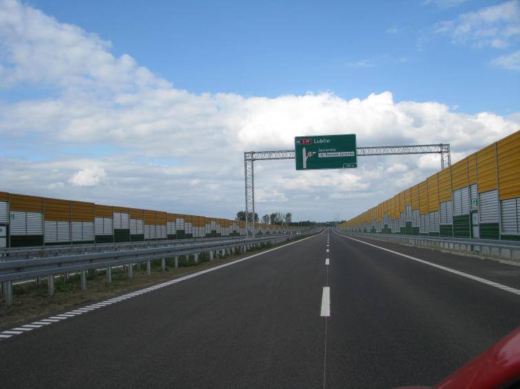 Rząd przeznaczył dodatkowe miliardy na budowę autostrad i ekspresówek