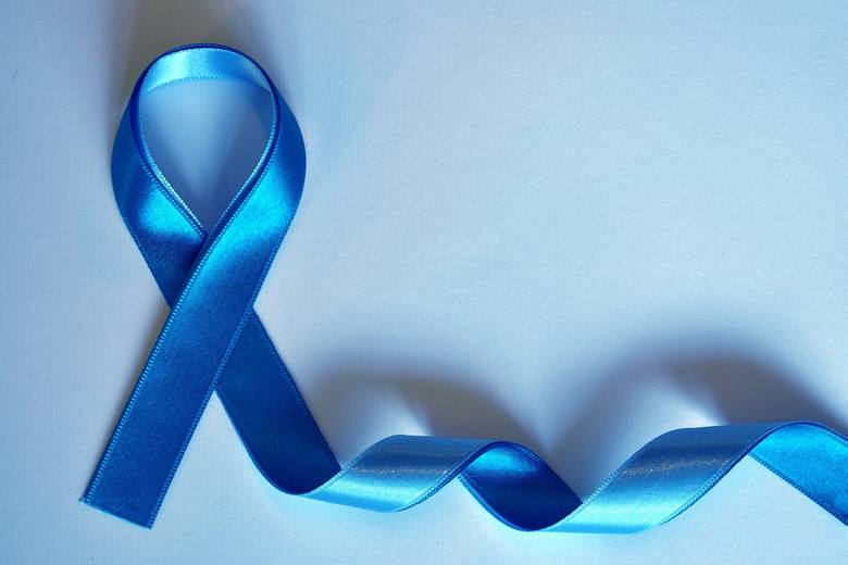 Błękitna wstążka - symbol raka prostaty