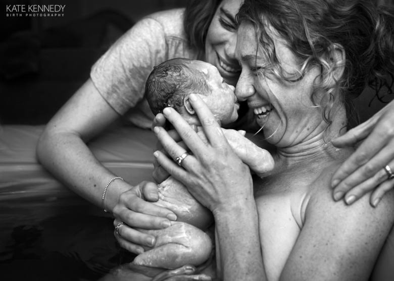 14. Wyróżnienia: Welcome Little Woman, Kate Kennedy, Australiacredits: birthphotographersKate Kennedy