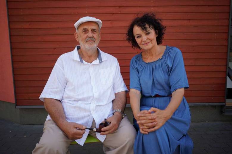 Tomasz i Barbara Sadowscy wraz z córkami Jadwigą, Marią i Ewą. 30 lat temu postanowili zmienić swój dom w fundację