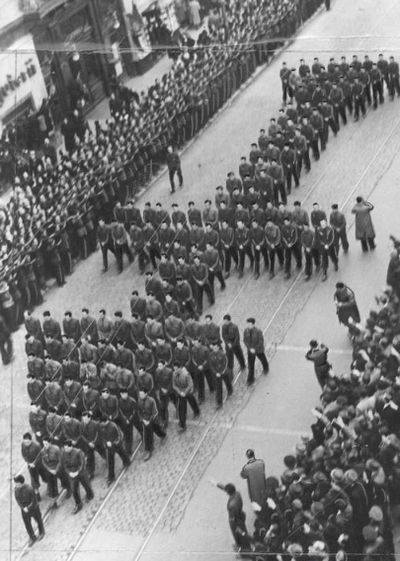 Uroczystości pogrzebowe Corneliu Codreanu w Bukareszcie (30 listopada 1940 r.)