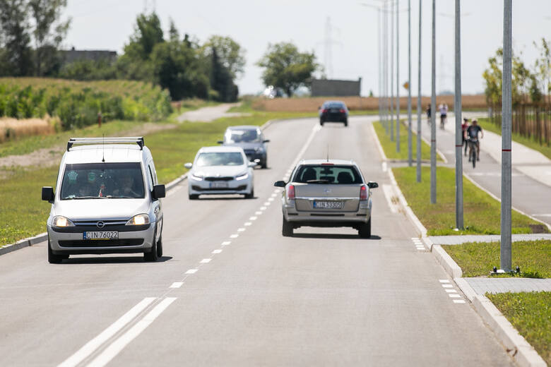 Jedną z największych inowrocławskich inwestycji drogowych ostatnich lat jest dwukilometrowy łącznik między ulicami Marulewską i Szymborską. Jego budowę