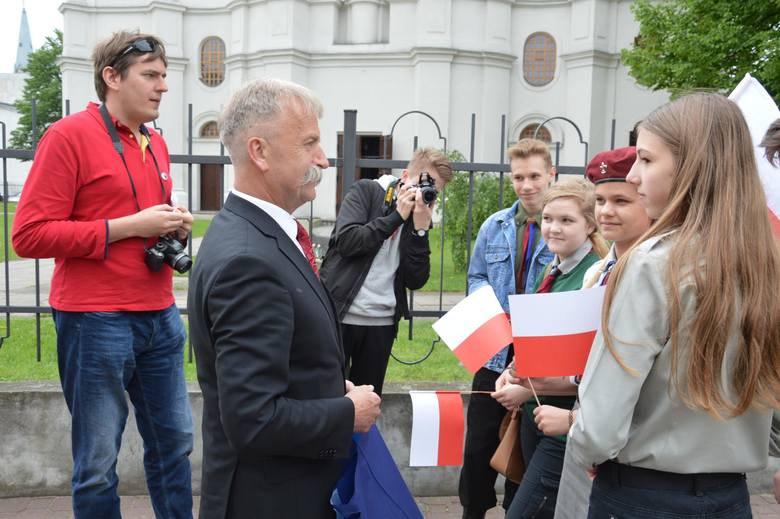 Dzień Flagi Rzeczypospolitej Polskiej w Łowiczu [Zdjęcia]