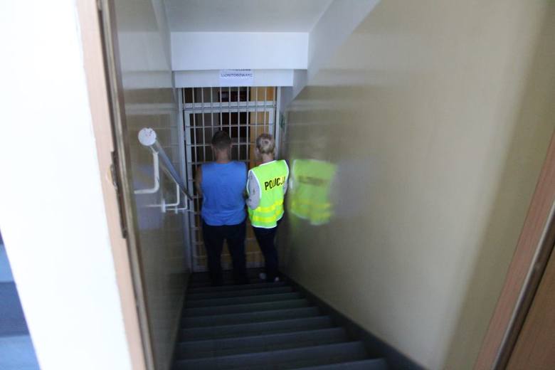 Narkotyki w Łowiczu. Policja zatrzymała mężczyznę, który miał kilkanaście dilerek z amfetaminą [ZDJĘCIA]