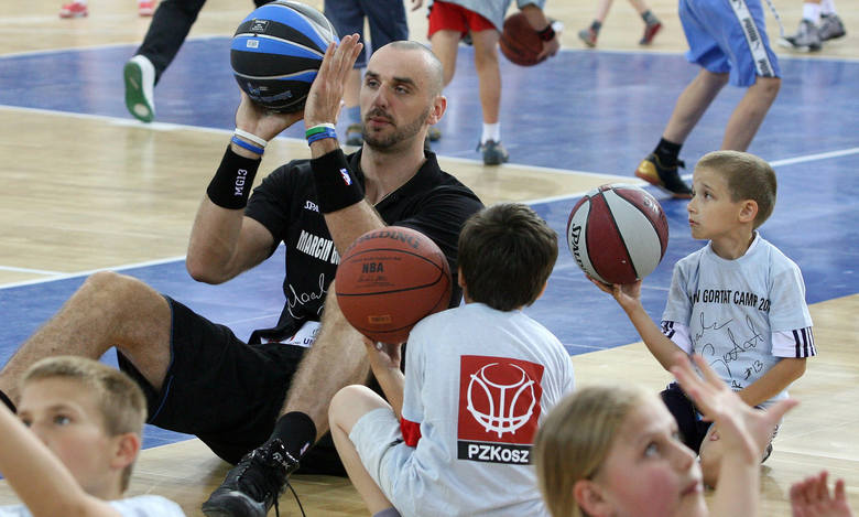 Nasz jedynak w NBA Marcin Gortat chętnie promuje koszykówkę wśród polskiej młodzieży