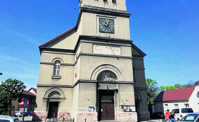 Wolsztyn: Gmina wspomoże remont kościoła. Nie wszystkim się to spodobało