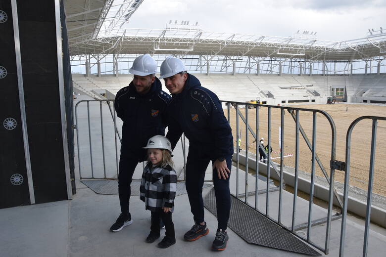 Dzień otwarty na nowym stadionie w Opolu. Każdy mógł na własne oczy zobaczyć, jak wygląda obiekt.