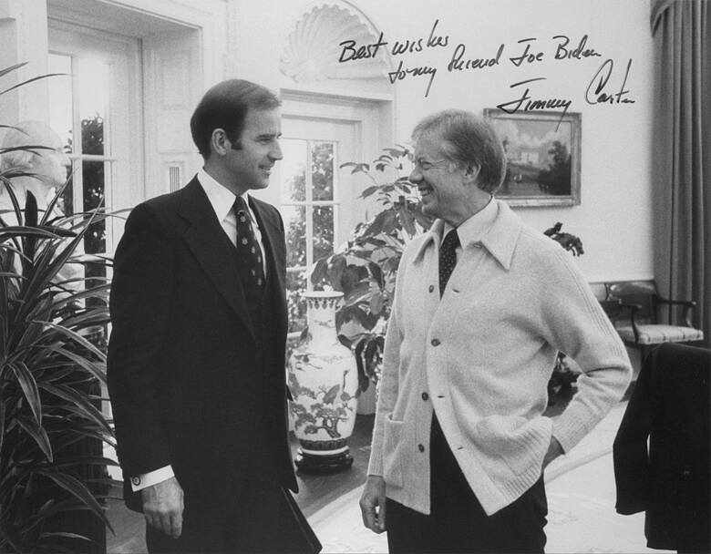 Joe Biden z prezydentem Jimmym Carterem w 1979 roku.