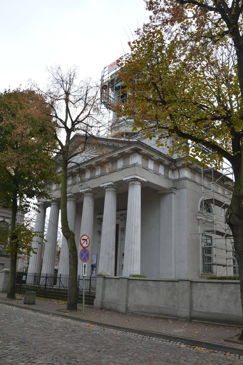 Galeria Browarna w Łowiczu poddawana jest renowacji [ZDJĘCIA]
