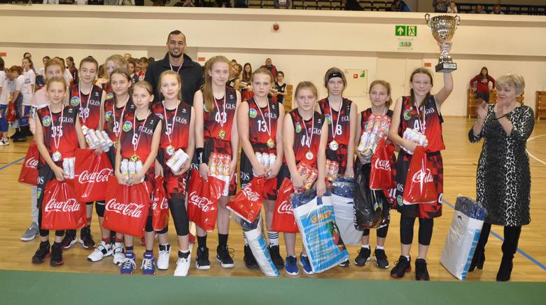 Koszykarki z MKS Ósemki Skierniewice wygrały Ogólnopolski Turniej Basket Kids Cup 2018