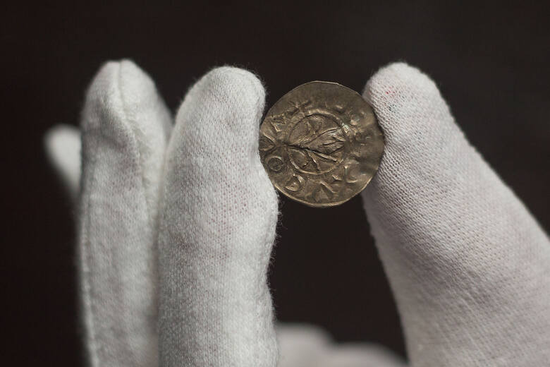 Ale skarb w Muzeum Pomorza Środkowego. Mamy u siebie najstarszą polską monetę! 