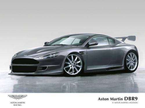 Usportowiony Aston Martin