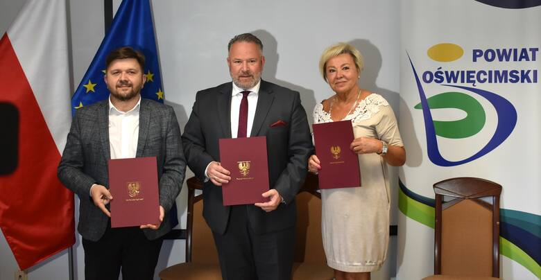 Zgodnie z umową koalicji, która będzie rządzić w Radzie Powiatu w Oświęcimiu wskazano na nowy skład Prezydium Rady z przewodniczącym Kazimierzem Hom