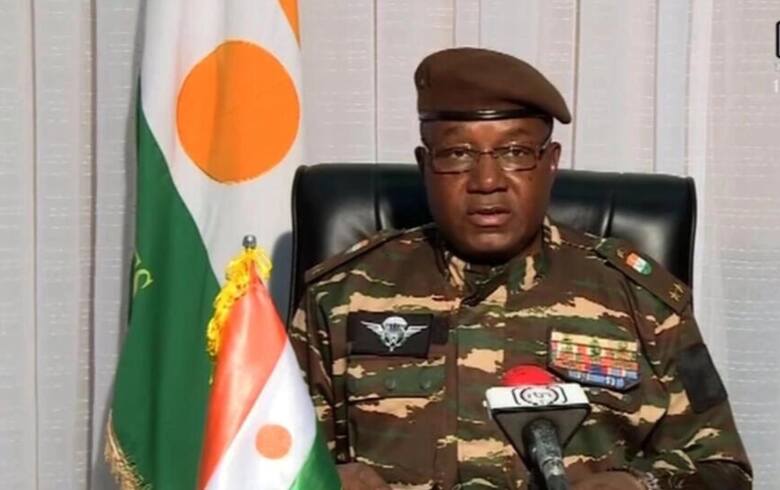 Generał Abdourahamane Tchiani ogłosił się przywódcą Nigru. W środę obalił prawowitego prezydenta