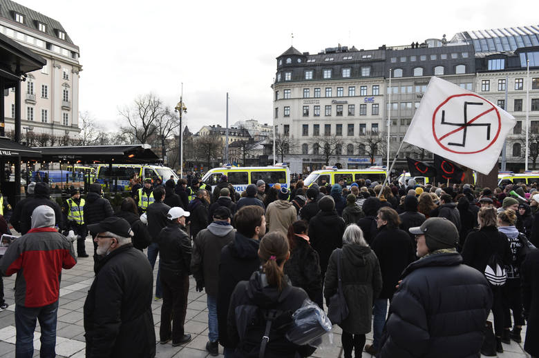 Pseudokibice Lecha zatrzymani w Szwecji po demonstracji antyimigracyjnej