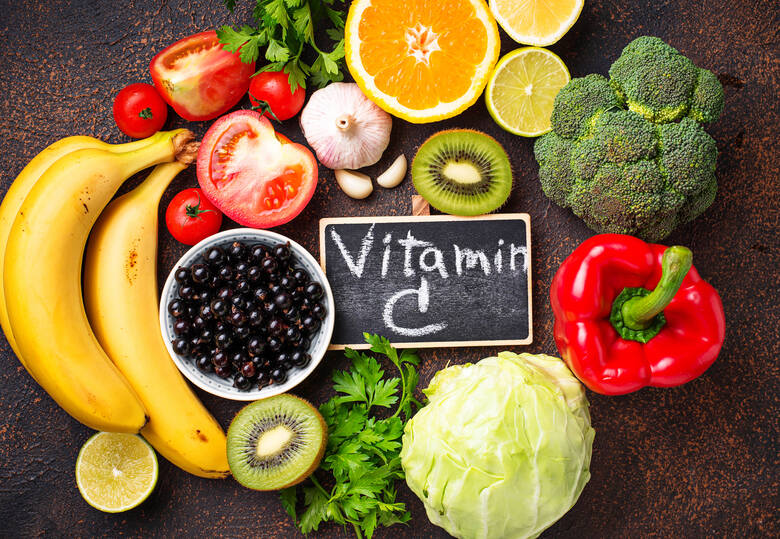 Owoce i warzywa z witaminą C