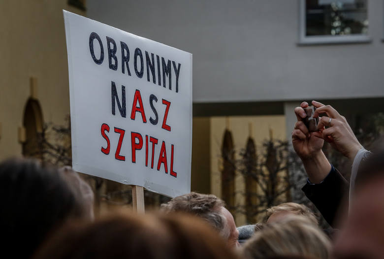 Protest w obronie szpitala reumatologicznego w Sopocie
