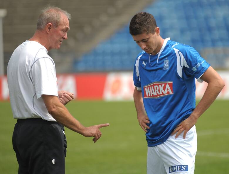 28 czerwca 2008 r. Trener Franciszek Smuda i Robert Lewandowski, jeszcze przed debiutem w oficjalnym meczu Lecha Poznań