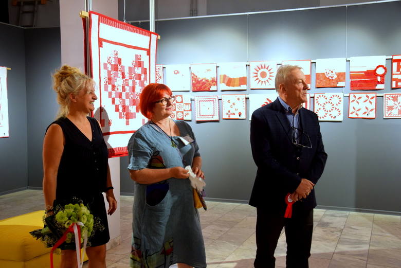 Wernisaż wystawy „Biało-czerwona" w CKiS w Skierniewicach [ZDJĘCIA, FILM]