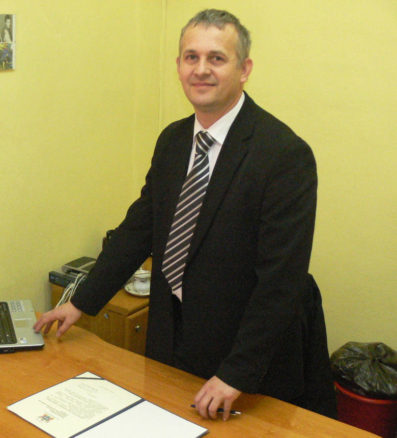 Marek Dziedziela ma 50 lat i mieszka w Piotrowicach