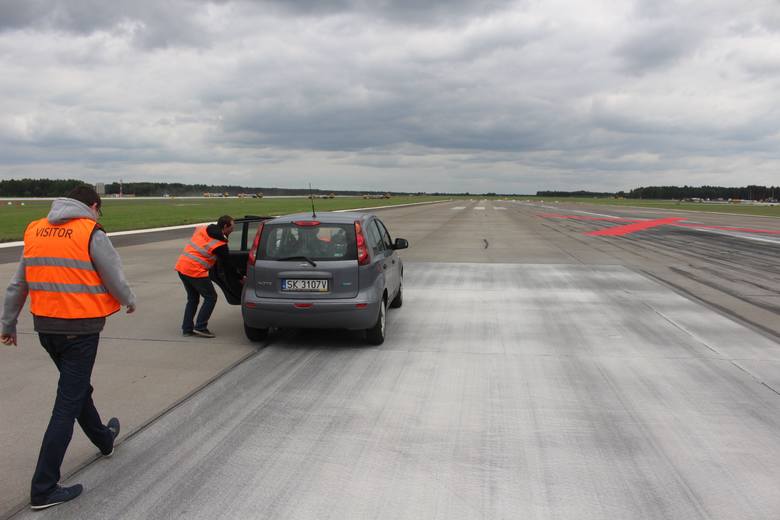 Oddanie do użytku nowego pasa startowego w Pyrzowicach