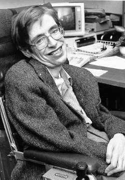 Stephen Hawking nie żyje. Zmarł w środę (14 marca)) nad ranem w swoim domu w Cambridge w Wielkiej Brytanii. Informację o śmierci Stephena Hawkinga potwierdził
