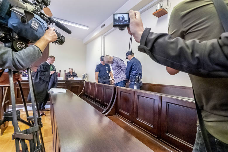 Zygmunt P. oskarżony o zabójstwo 14-letniego pasierba w Gogolewie, przyznał się w piątek do zarzutów.