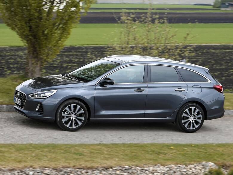 Hyundai i30 to, moim zdaniem, jedno z najlepszych aut kompaktowych, które ostatnio pojawiły się na rynku. Mocno niedoceniony i nieco przyćmiony przez