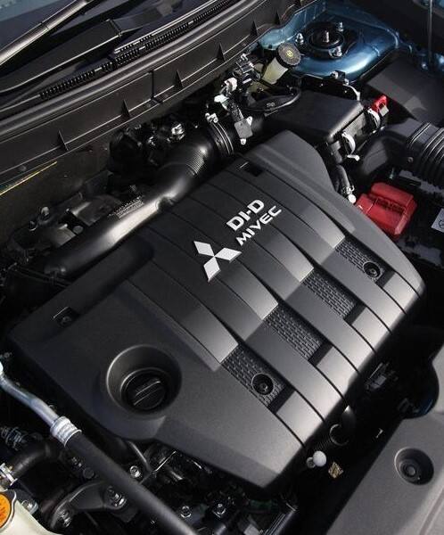Mitsubishi ASX będące w produkcji od 9 lat jest swego rodzaju dinozaurem wśród kompaktowych crossoverów. Ten popularny w Polsce model stanowi też ciekawą
