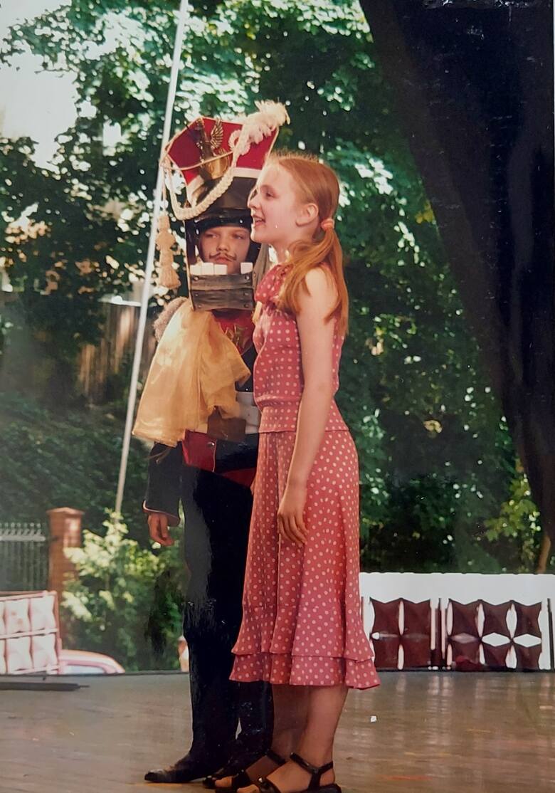 Daria jako Dziadek do orzechów podczas Dni Koszalina w 2003 roku. Na zdjęciu z Magdaleną Gajdzicą
