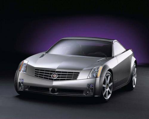 Fot. Cadillac: Cadillac Evoq z 1999 r. miał wybadać nastroje. Zaraził „wyglądem oszlifowanego diamentu” wszystkie nowe modele Cadillaca.