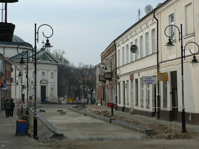 16 kwietnia 2006, Przebudowa ulicy Senatorskiej