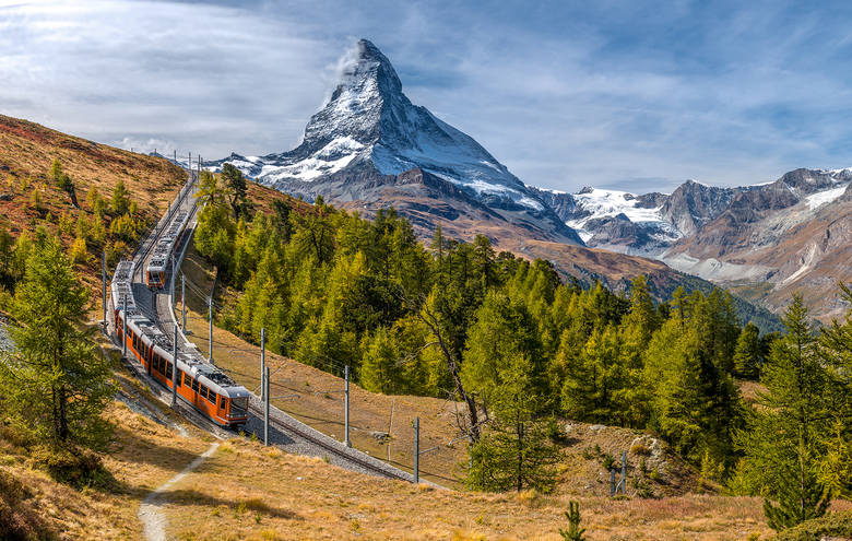 Biało-czerwony Matterhorn. Jeden z najbardziej znanych szczytów świata w polskich barwach