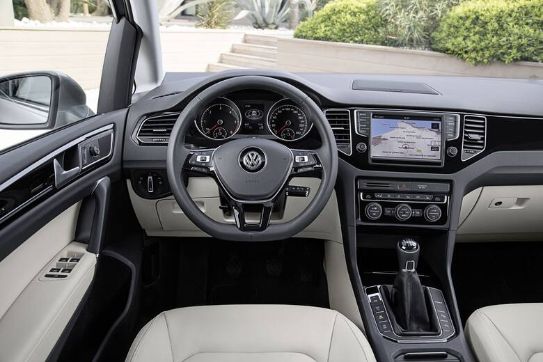 Golf Sportsvan Fot: Volkswagen