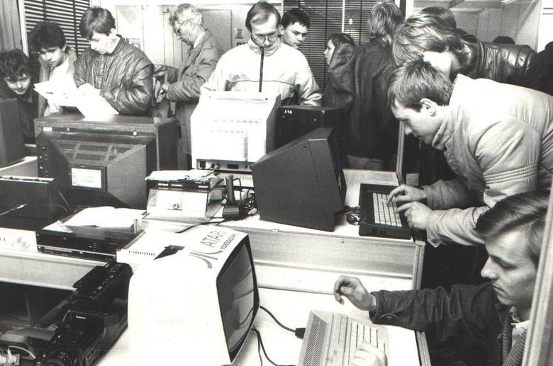 MTP przed laty. Infosystem 1988. Pawilon edukacji komputerowej