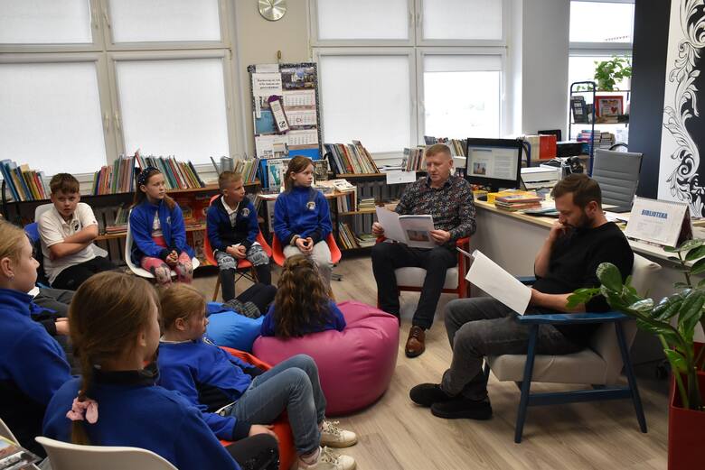 Cała Polska czyta dzieciom - akcja w SP1 w Człuchowie