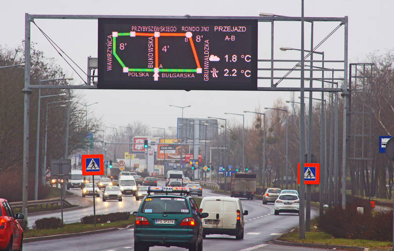 System ITS został wprowadzony w Poznaniu w zeszłym roku. Od tego czasu na niektórych drogach można zauważyć elektroniczne tablice informujące o utrudnieniach w ruchu, korkach czy zagrożeniach na drodze<br /> 