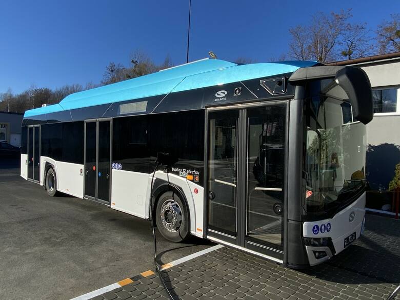Bydgoscy drogowcy zapraszają pasażerów do jazdy testowym autobusem elektrycznym, który będzie kursował na linii autobusowej nr: 57 i 83 od środy, 21