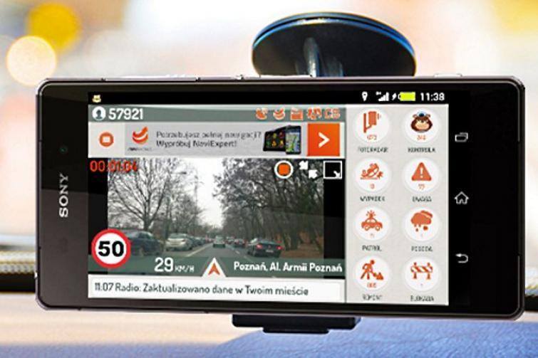 Dzięki aplikacji smartfon może zamienić się w kamerę samochodową