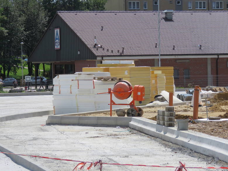 Dworzec autobusowy w Piekarach Śląskich w budowie