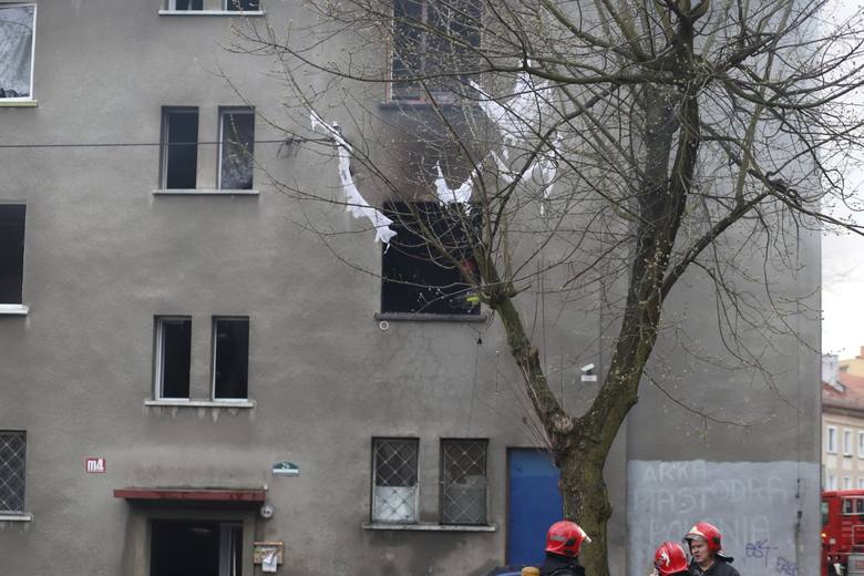W Bytomiu przy Skwerze Heleny Modrzejewskiej doszło do wybuchu gazu. Dwie osoby nie żyją