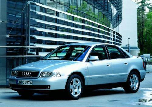 Fot. Audi: Audi A4 cieszy się szacunkiem wśród kupujących. Na zdjęciu model z 1998 r.