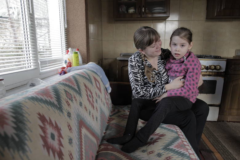 Wiktoria, dziewczynka z Ukrainy, nawet nie zdążyła nauczyć się chodzić ZDJĘCIA, WIDEO