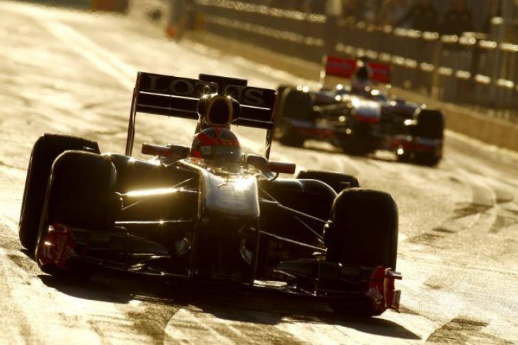 Kubica najszybszy trzeciego dnia testów F1 w Walencji