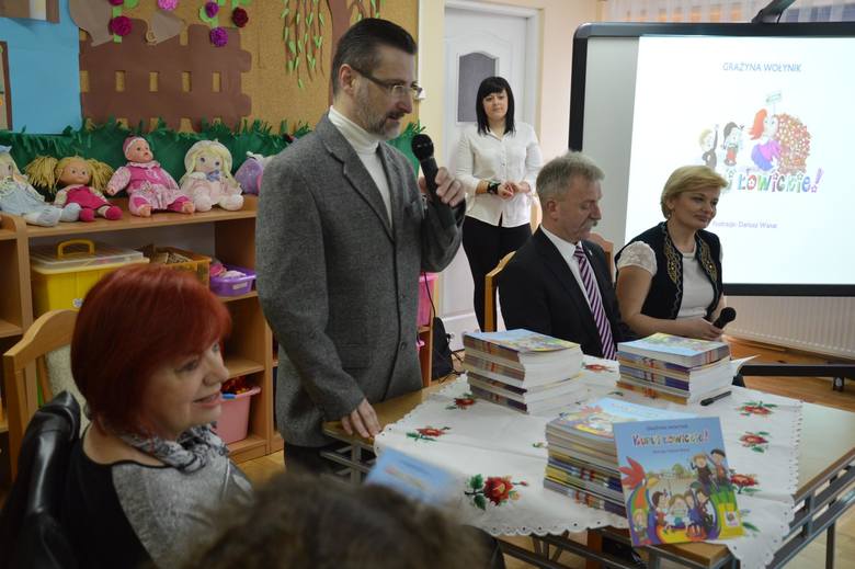Przedszkolaki z Łowicza dostały książeczkę "Kupuj łowickie!" [Zdjęcia]