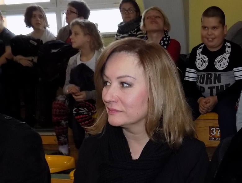 Renata Socha, dyrektorka Specjalnego Ośrodka Szkolno-Wychowawczego w Żaganiu nie chce komentować sprawy. - Nie wypowiadam się w tej sprawie do żadnych